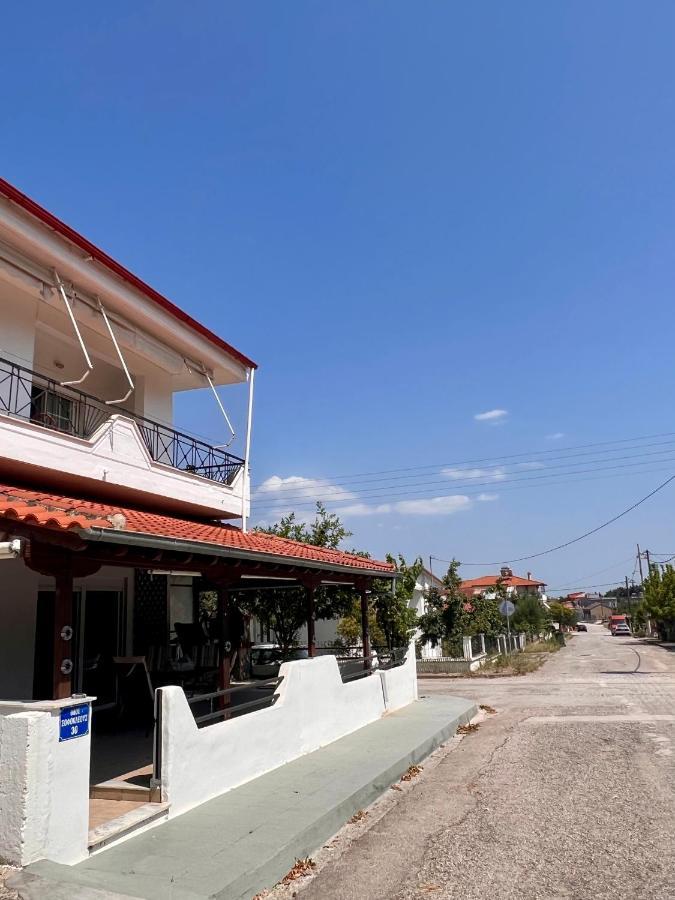 Dimitra House Entire Apartment With Balcony And View Pherrai Bagian luar foto