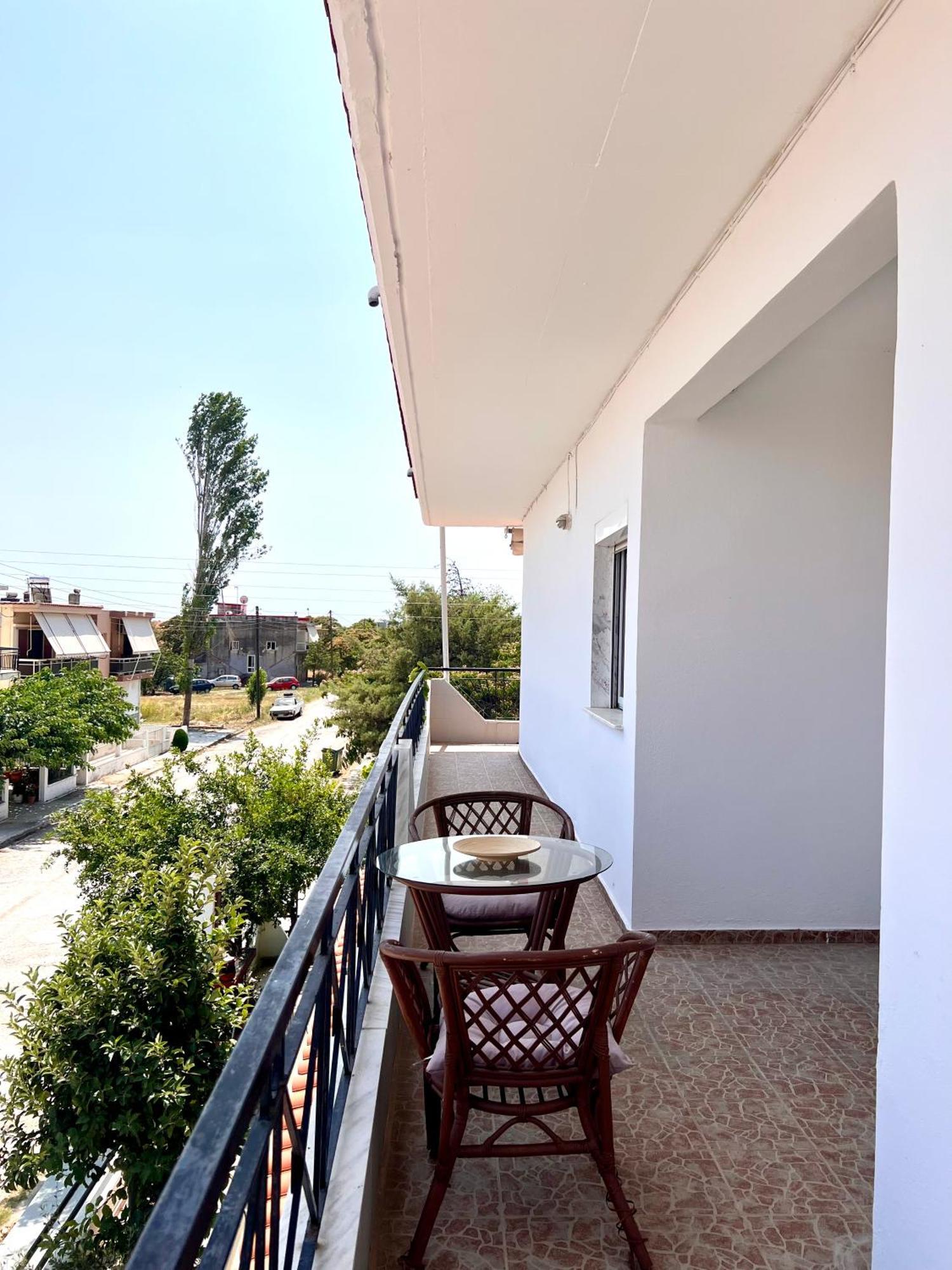 Dimitra House Entire Apartment With Balcony And View Pherrai Bagian luar foto